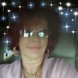 Meet your Posher, Tina